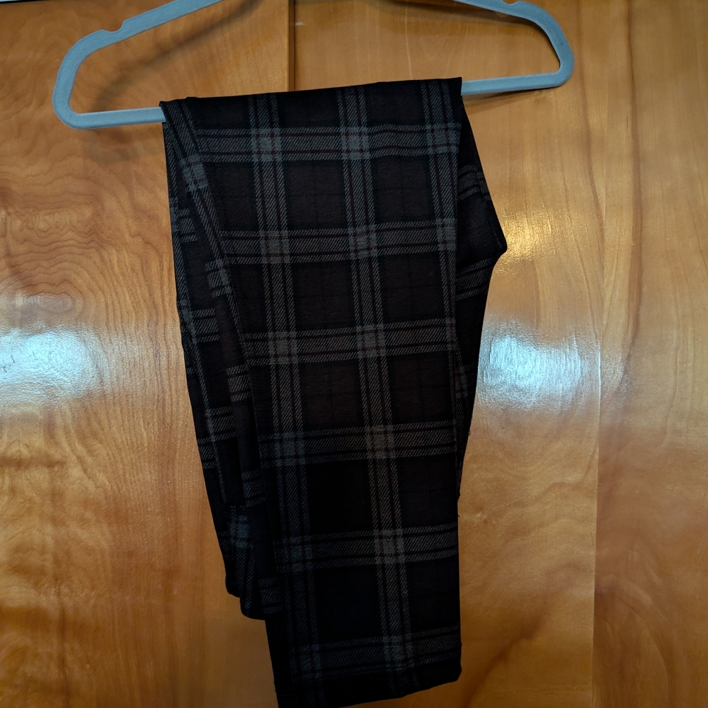 Zac & Rachel Brown Plaid Straight Leg Pants.